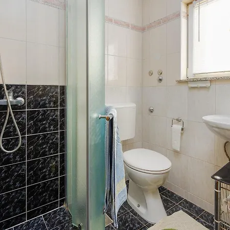 In With Wifi Διαμέρισμα Nin