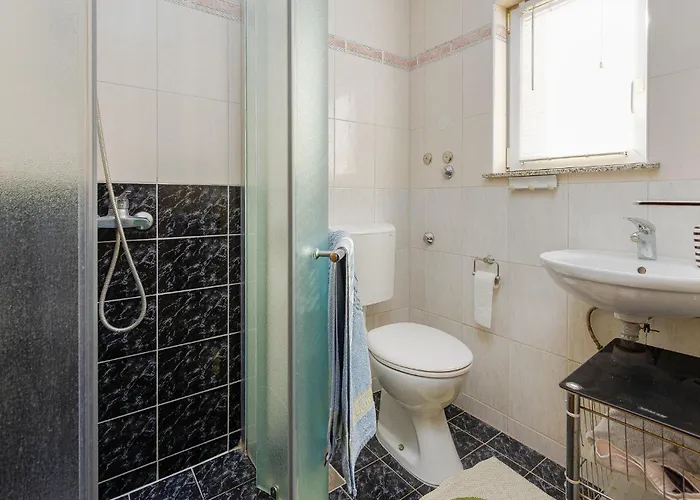 In With Wifi Апартаменты Нин